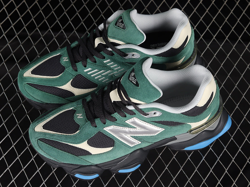 New Balance 9060 Team Forest Green