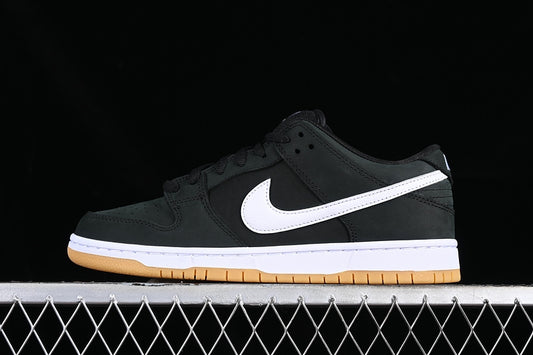 Nike SB Dunk Low Pro Black Gum