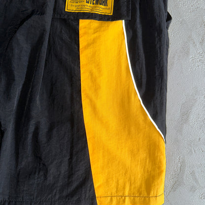 Corteiz Spring Shorts Black Yellow