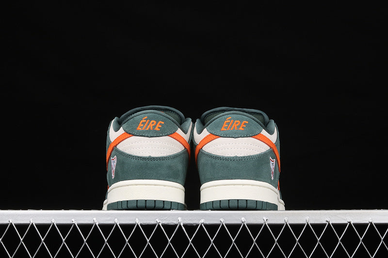 Nike SB Dunk Low Eire