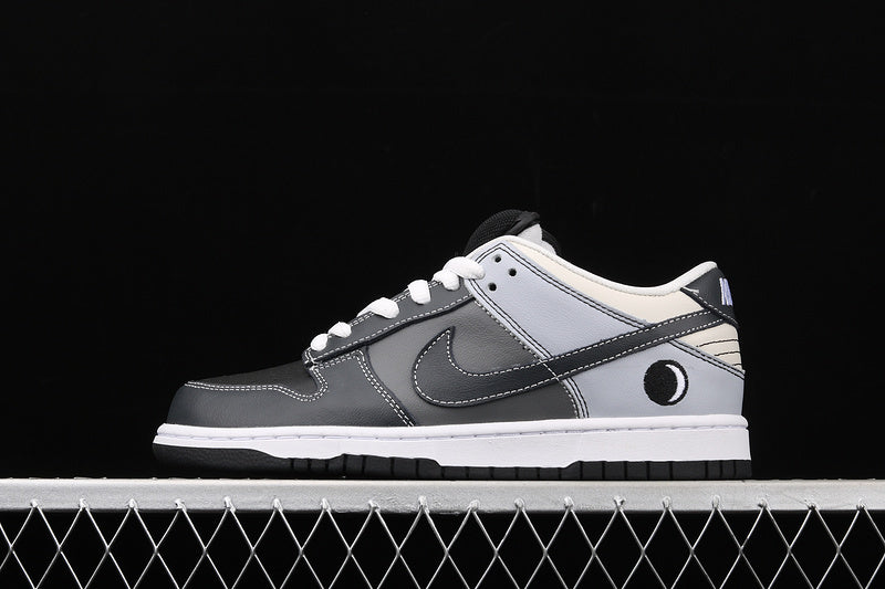 Nike SB Dunk Low Lunar Eclipse (East)