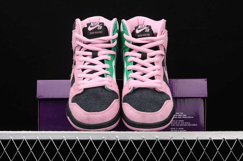 Nike SB Dunk High Invert Celtics