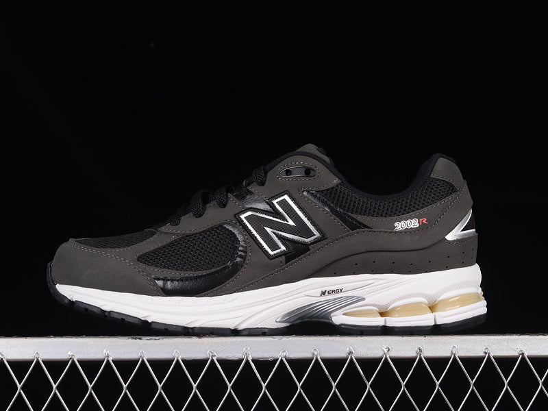 New Balance 2002R Black Grey