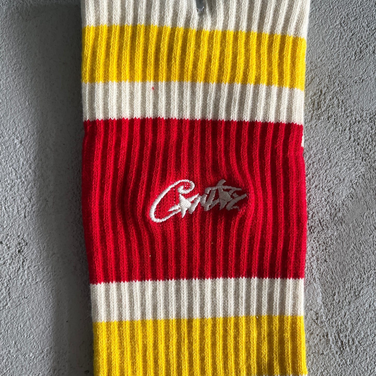 Corteiz Allstarz Socks Beige Red Yellow