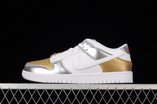 Nike Dunk Low Heirloom