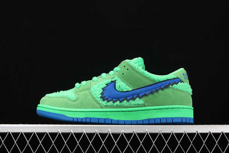 Nike SB Dunk Low Grateful Dead Bears Green