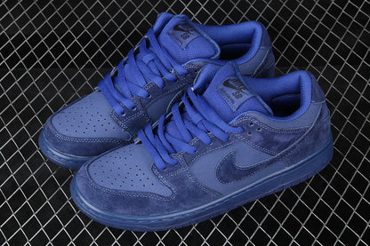 Nike SB Dunk Low Blue Moon