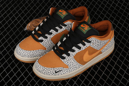 Nike SB Dunk Low Safari