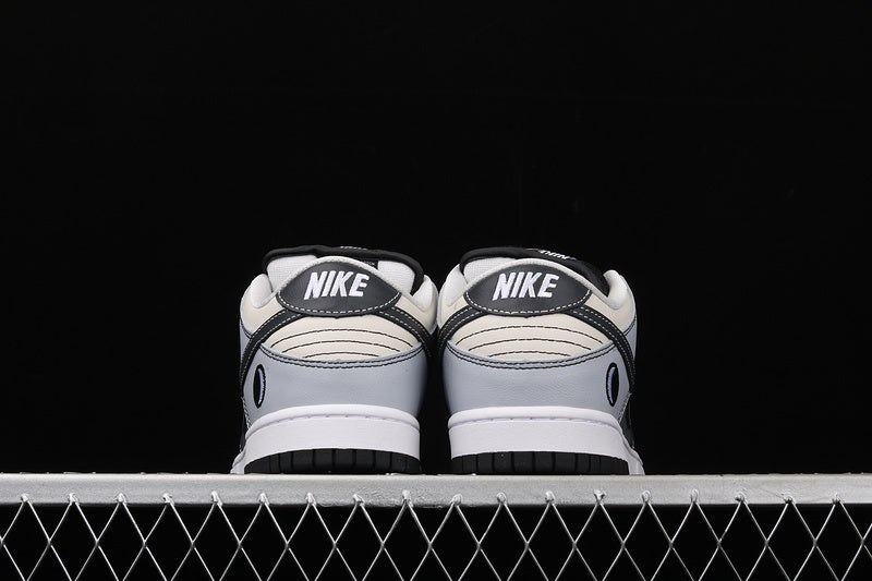 Nike SB Dunk Low Lunar Eclipse (East)