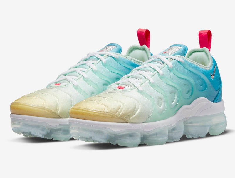 Nike Air VaporMax Plus Mint Foam Laser Blue