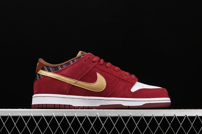 Nike SB Dunk Low Anchorman