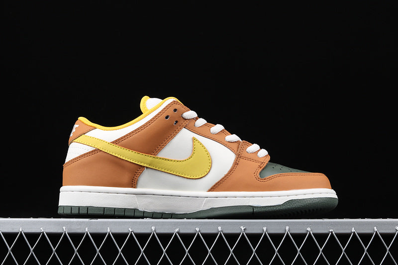 Nike SB Dunk Low Vapour Mineral Yellow