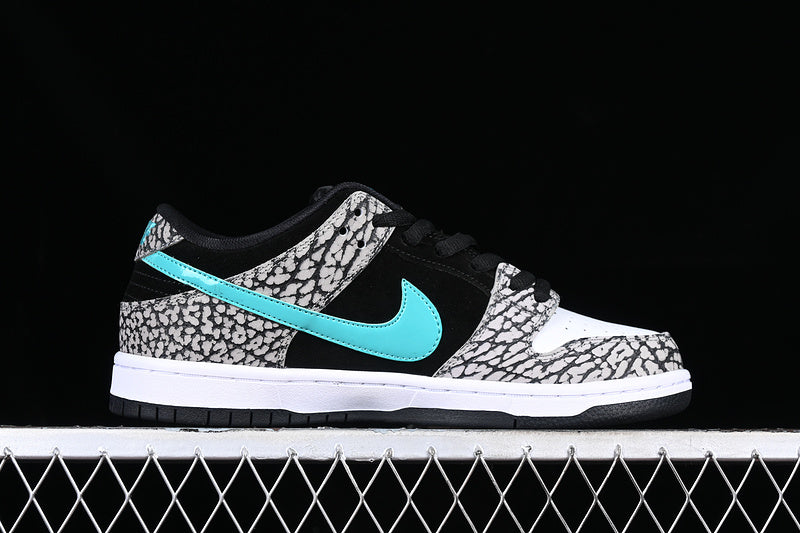 Nike SB Dunk Low atmos Elephant