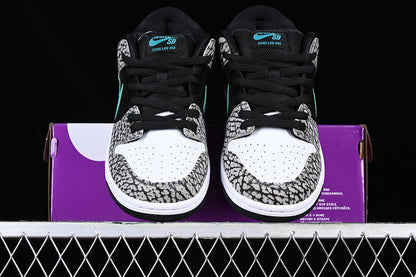 Nike SB Dunk Low atmos Elephant