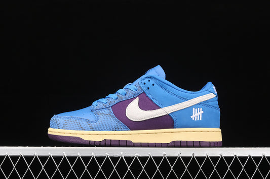 Nike Dunk Low Undefeated 5 On It Dunk vs. AF1