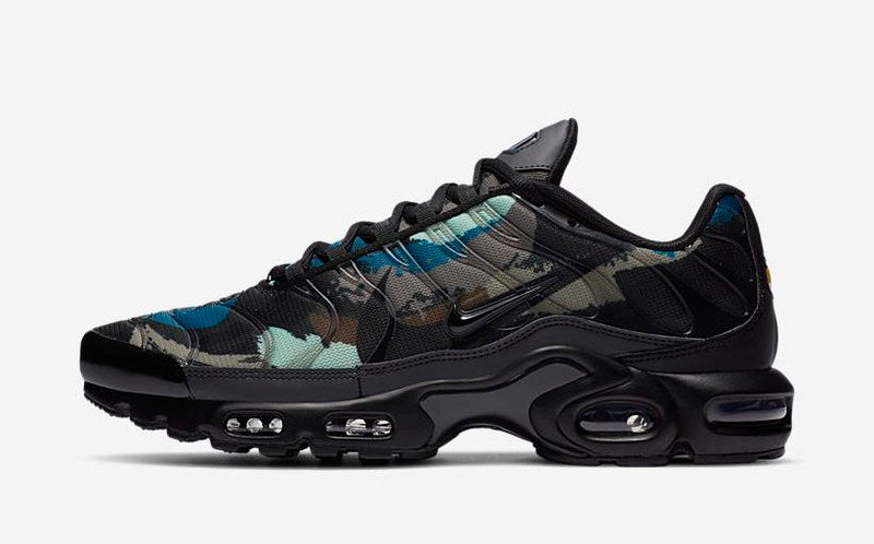 Nike Air Max Plus Camo Black Green