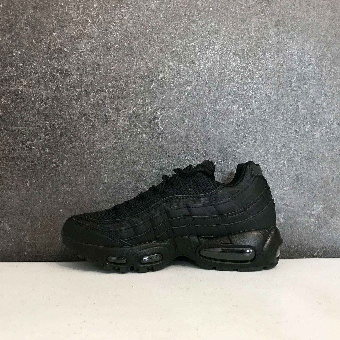 Nike Air Max 95 Essential Triple Black