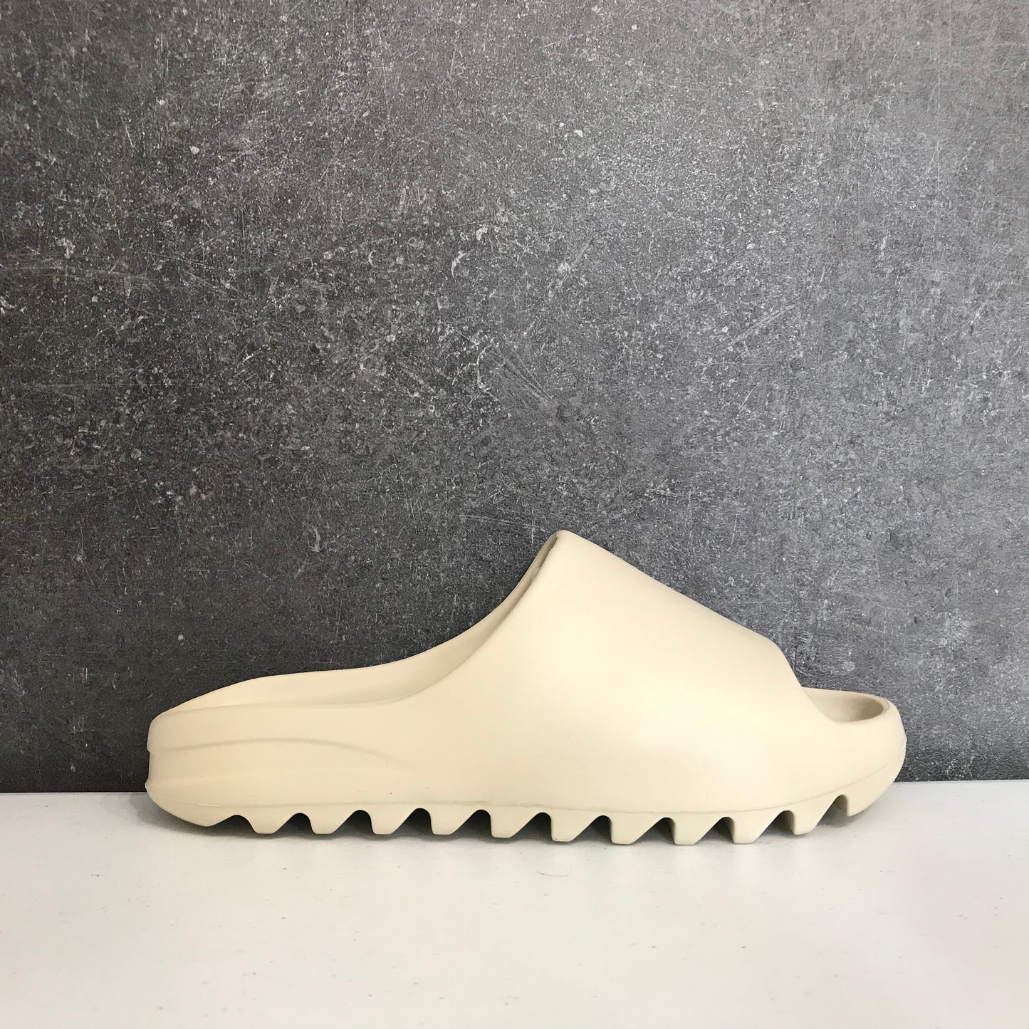 Adidas Yeezy Slide Bone