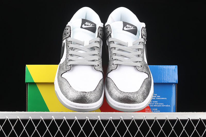 Nike Dunk Low Metallic Silver