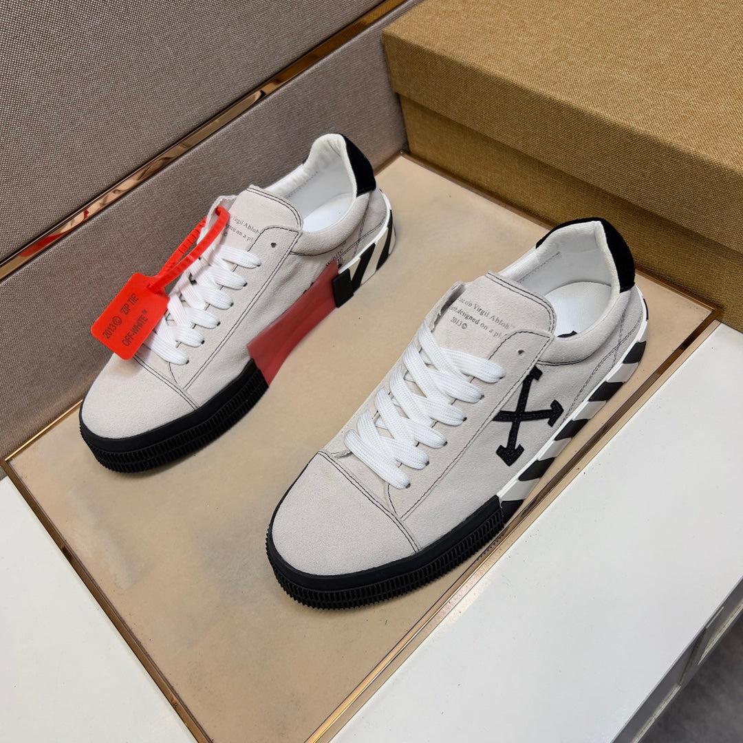 OFF-WHITE Vulc Low Leather White Black