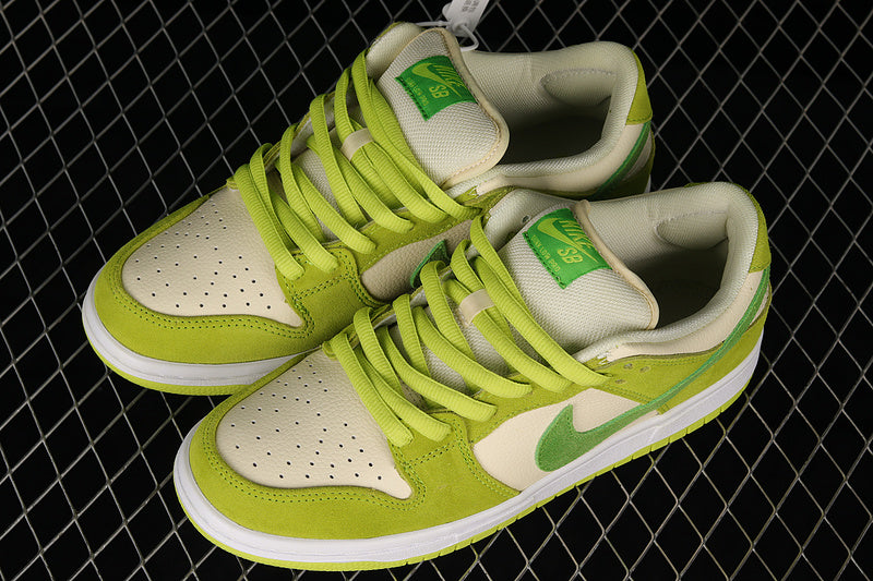 Nike SB Dunk Low Green Apple