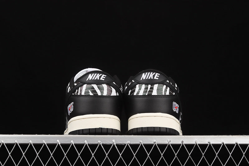 Nike SB Dunk Low Quartersnacks Zebra