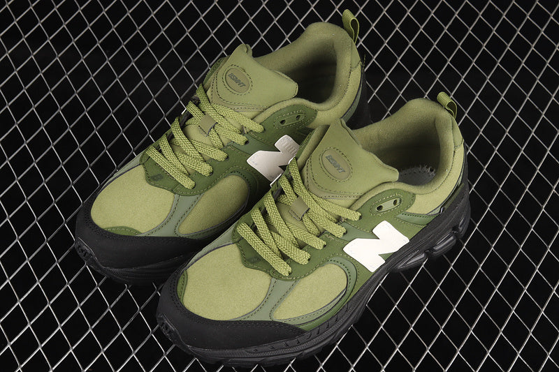 New Balance 2002R The Basement Moss Green