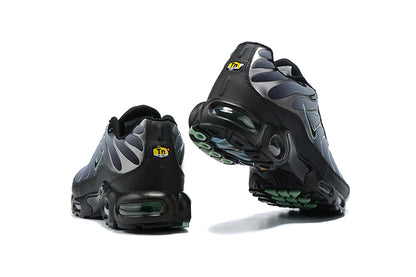 Nike Air Max Plus Black Particle Grey Vapour Green