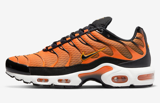 Nike Air Max Plus Safety Orange Black