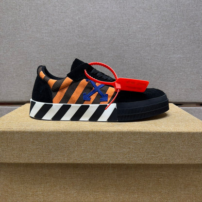 Off-White Vulc Low Black Orange