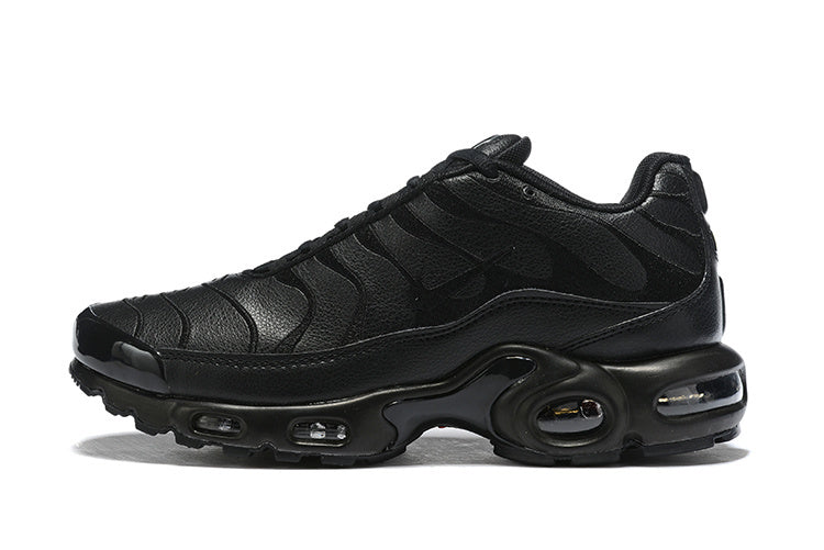 Nike Air Max Plus Triple Black Leather