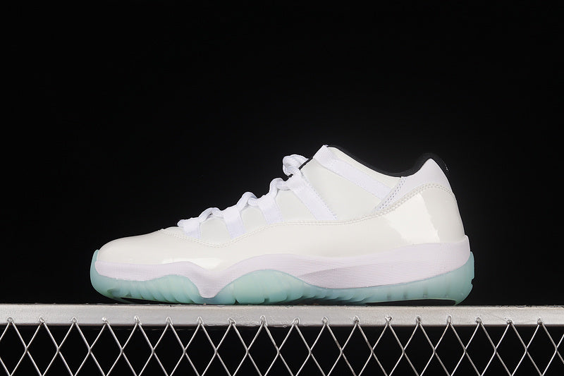 Jordan 11 Retro Low Legend Blue