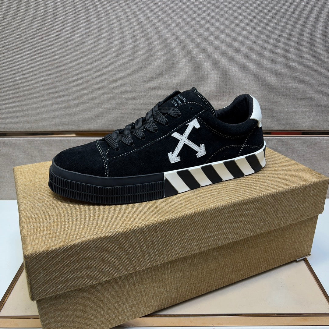 OFF-WHITE Vulc Low Black White