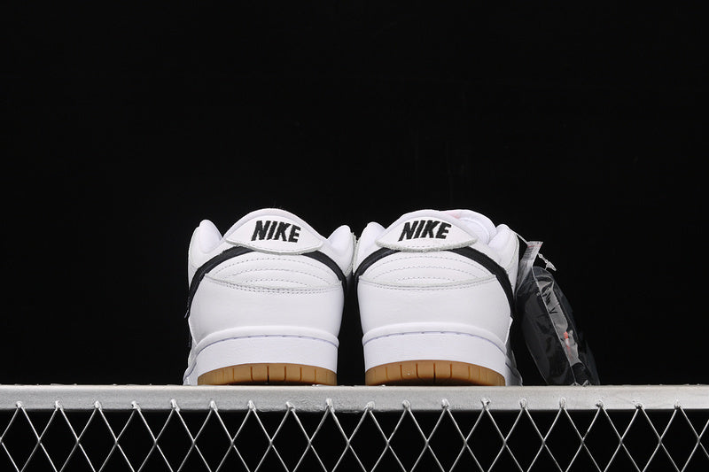 Nike SB Dunk Low White Gum