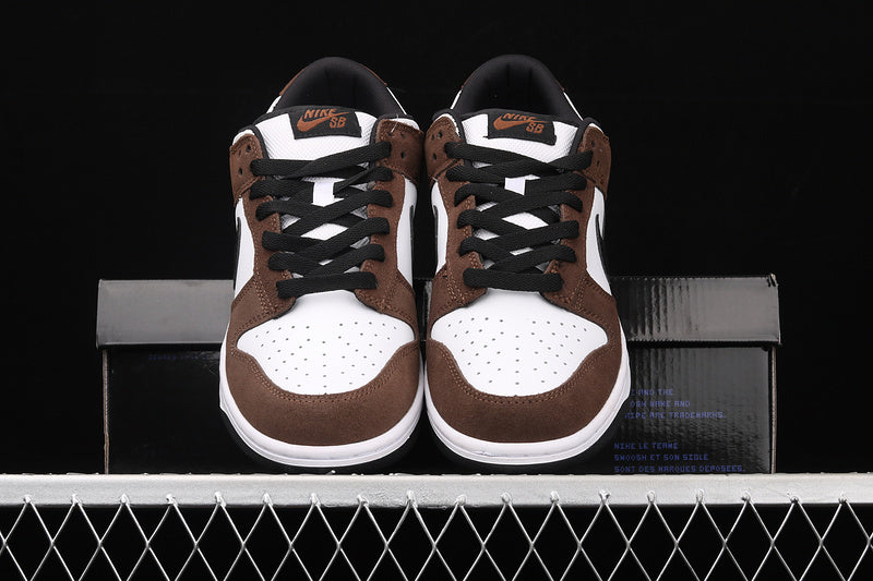 Nike SB Dunk Low Trail End