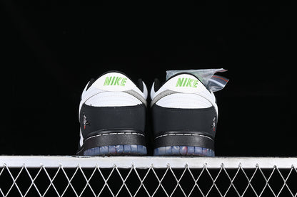 Nike SB Dunk Low Staple Panda Pigeon