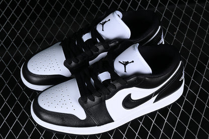 Jordan 1 Retro Low Black White Panda