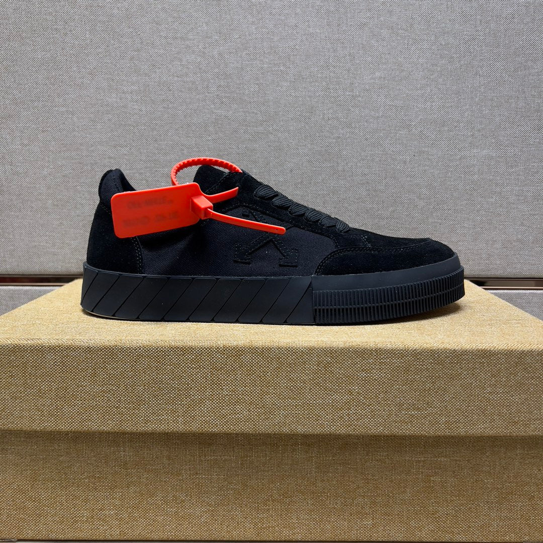 Off-White Vulc Low Black