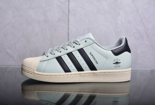 Adidas Superstar Star Wars The Mandalorian The Child