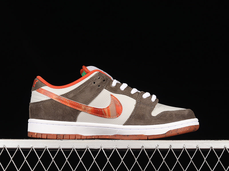 Nike SB Dunk Low Crushed D.C.