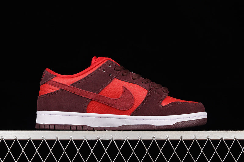 Nike SB Dunk Low Cherry