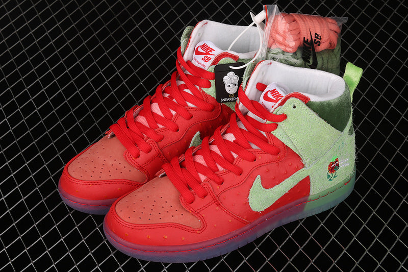 Nike SB Dunk High Strawberry Cough