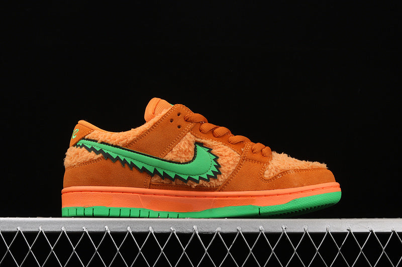 Nike SB Dunk Low Grateful Dead Bears Orange