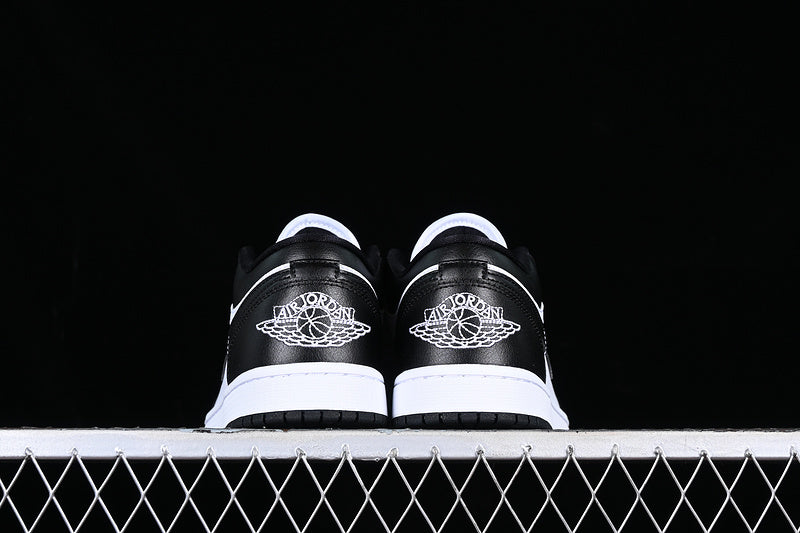 Jordan 1 Retro Low Black White Panda