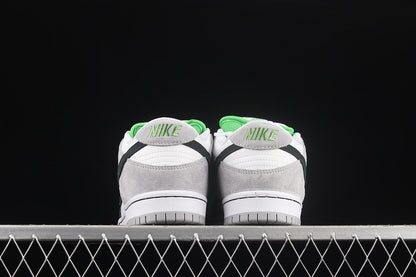 Nike SB Dunk Low Chloropyll