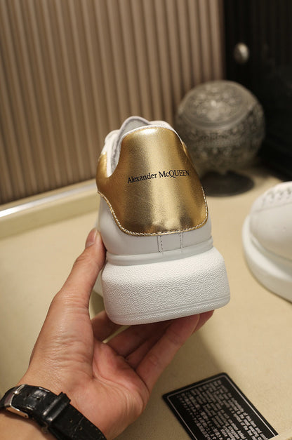 Alexander McQueen Oversized Light Gold