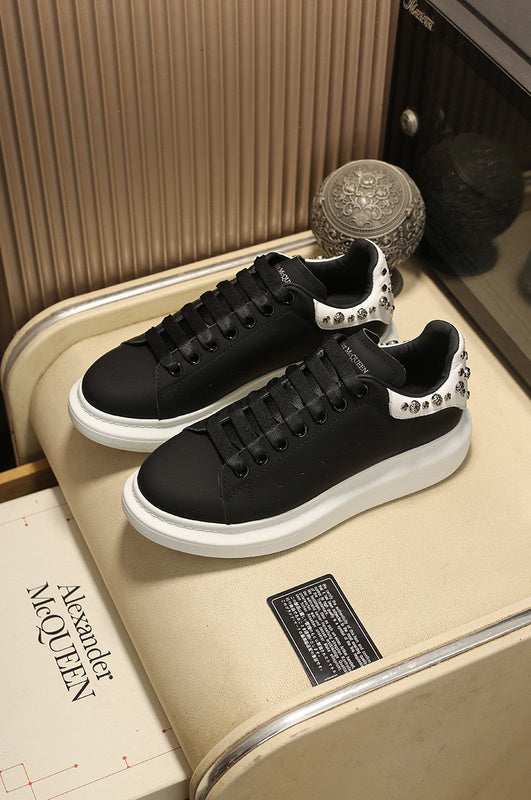 Alexander McQueen Oversized Black Studd