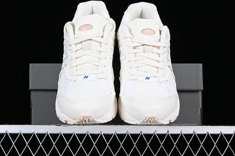 New Balance 2002R Protection Pack White Salt