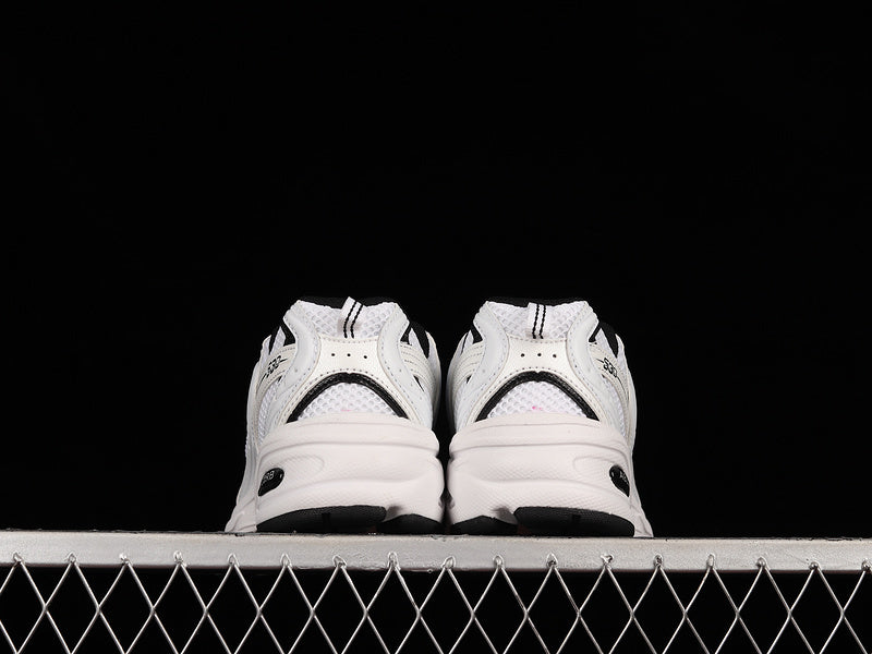 New Balance 530 White Black Details