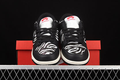 Nike SB Dunk Low Quartersnacks Zebra